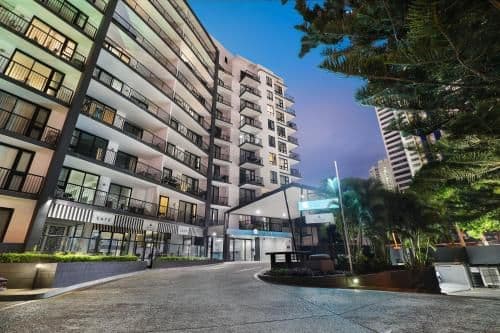 Superior One-Bedroom Apartment