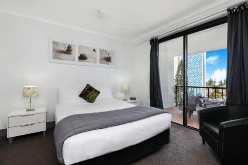 Superior One-Bedroom Apartment