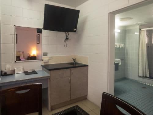 Family Suite with Pool View