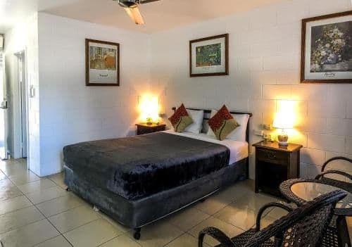 Queen Room with Garden View