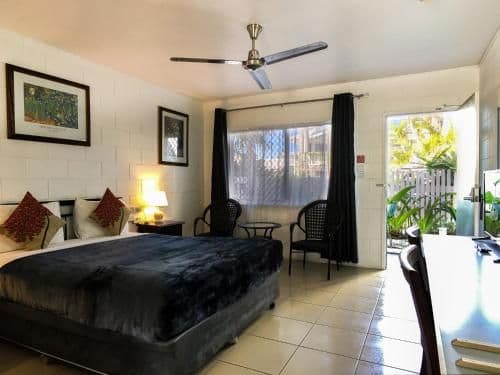Queen Room with Garden View