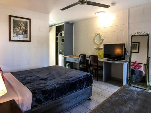 Suite with Pool View