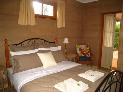 Guesthouse- Couple