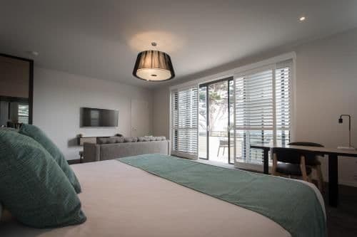 Beachfront King Suite with Ocean View