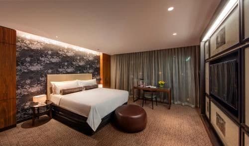 Jewel City Spa Suite