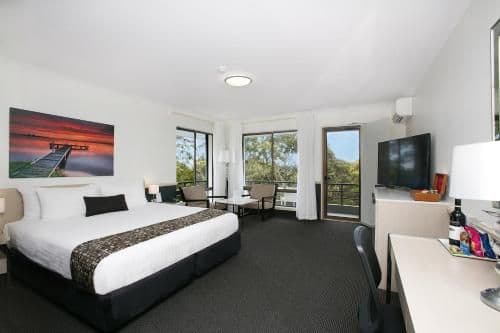 Honeymoon Suite
