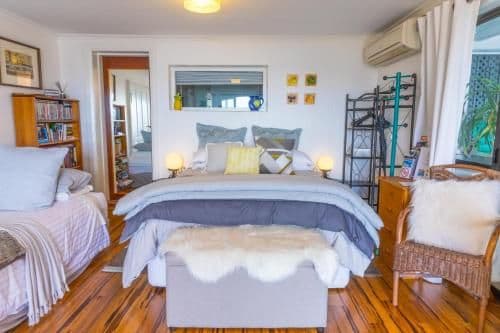 Studio Apartment with Sea View
