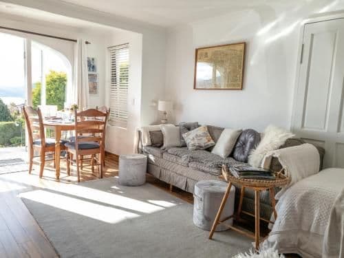 Studio Apartment with Sea View