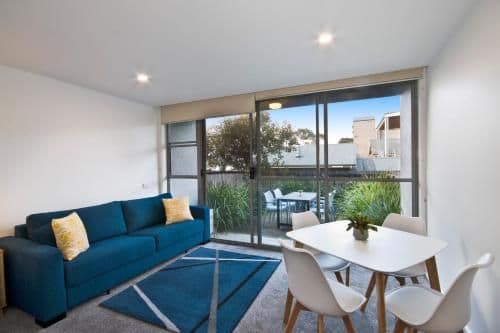 Deluxe Studio with Courtyard 