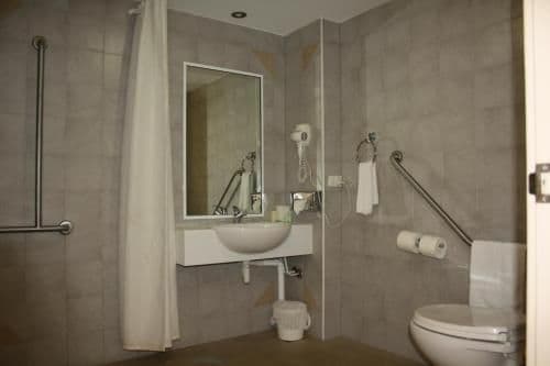 Double or Twin Room - Disability Access