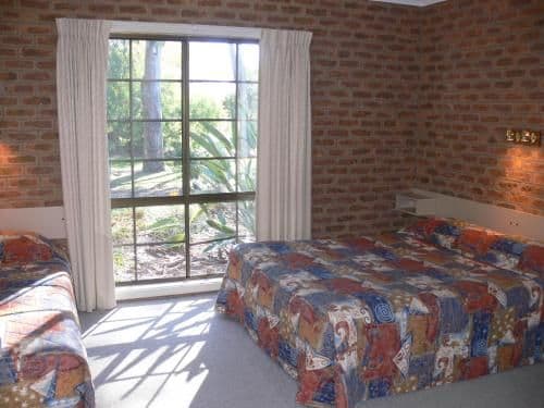 Family Room (6 Adults)