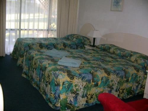 Standard Queen Room