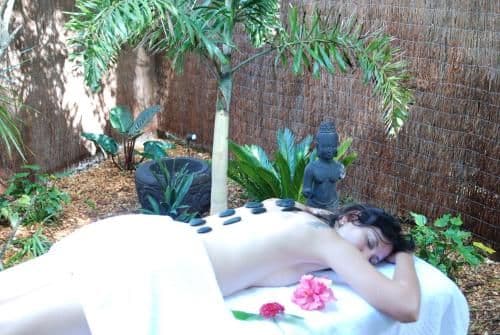 Cottage with Spa Bath