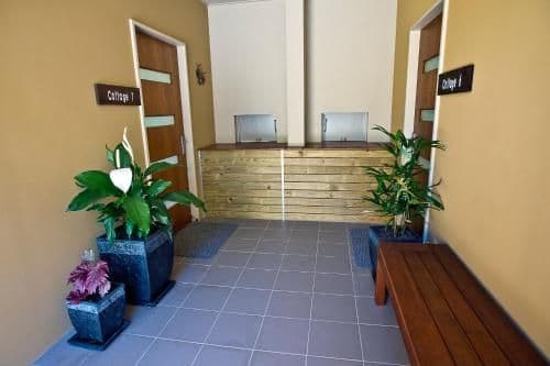 Premium Cottage with Spa Bath