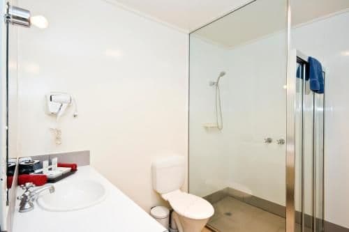 Deluxe King Room with Ocean View