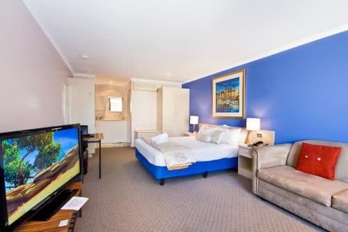 Queen Room with Bay View