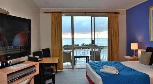 Executive Queen Room with Ocean View