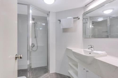 Two-Bedroom Apartment with 2 Bathrooms