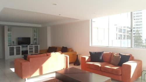 Deluxe Two-Bedroom Apartment with Ocean View
