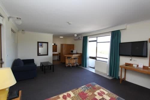 Executive Queen Room