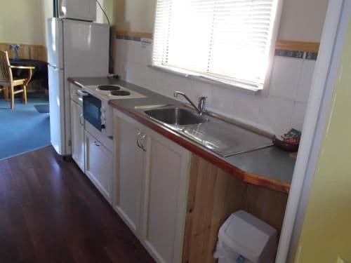 One-Bedroom Cabin with Spa Bath