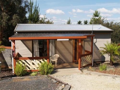 Deluxe One-Bedroom Cabin