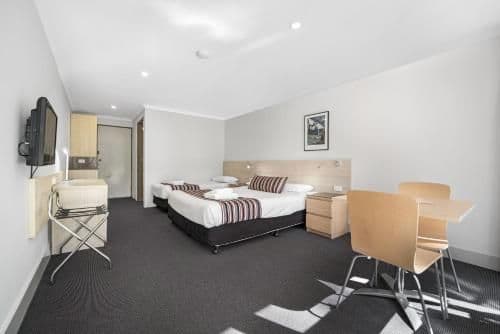 Deluxe Queen Room