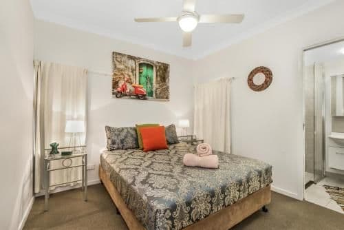 Apartment 2 Bedroom and 2 Bathroom