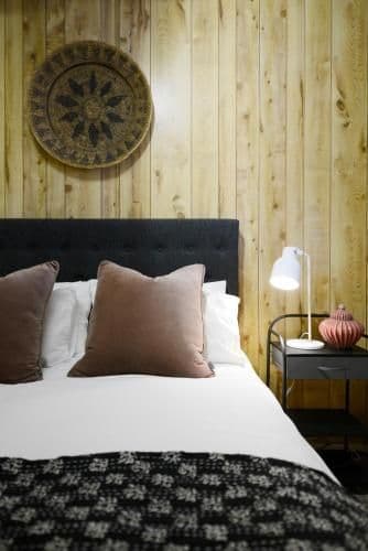 2 Bedroom Log Cabin