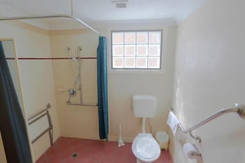 Queen Room - Disability Access