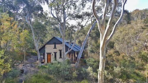 One-Bedroom Artist's Lodge