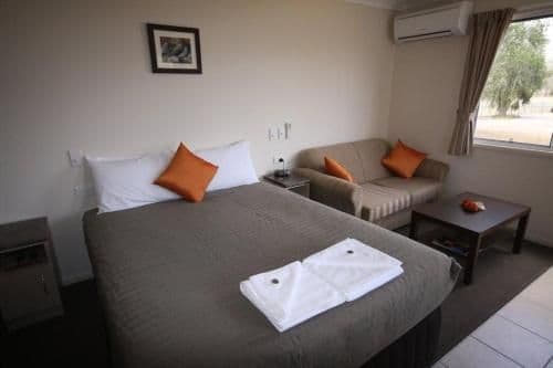 Deluxe Queen Room