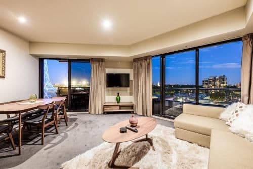 Deluxe Two-Bedroom Two-Bathroom Apartment
