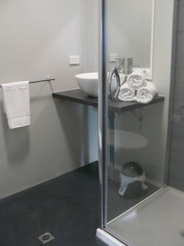 One-Bedroom Apartment (4 Adults)