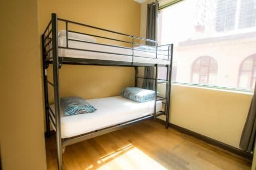 Bed in 6-Bed Mixed Dormitory Room with Shared Bathroom