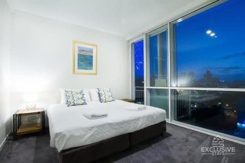 Deluxe Three-Bedroom Two-Bathroom Apartment