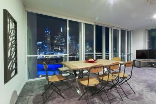 Deluxe Three-Bedroom Two-Bathroom Apartment