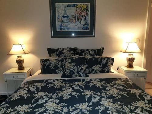 One-Bedroom Apartment (3)