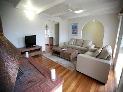 Deluxe Two-Bedroom Apartment (2)