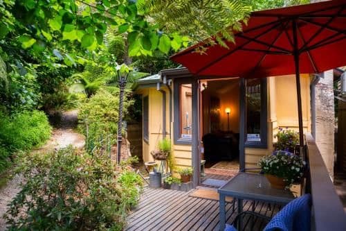 Studio Cottage with Spa Bath