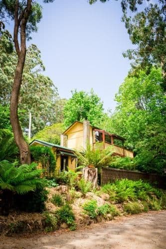 One-Bedroom Cottage with Spa Bath