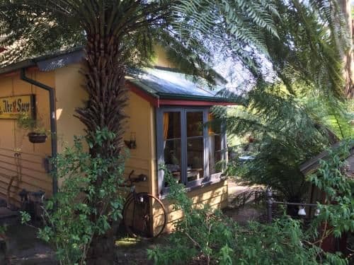 One-Bedroom Cottage with Spa Bath