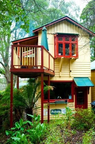 One-Bedroom Cottage with Spa Bath