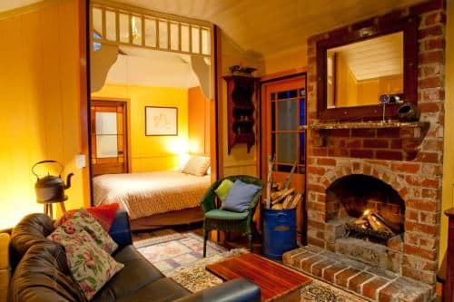 Studio Cottage with Spa Bath