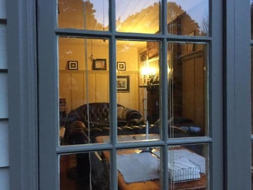 Two-Bedroom Cottage with Spa Bath