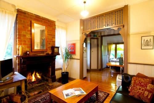 One-Bedroom Cottage with Spa Bath