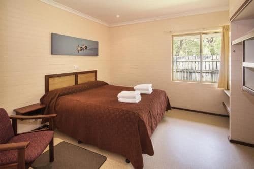 Loft Three-Bedroom Villa