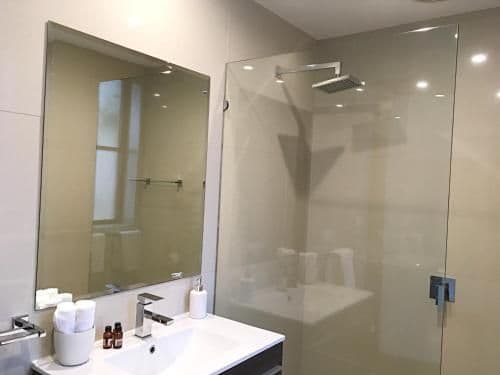 Deluxe Two-Bedroom Apartment - Unit 3