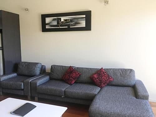Deluxe Two-Bedroom Apartment - Unit 5