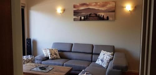 Deluxe Two-Bedroom Apartment - Unit 2